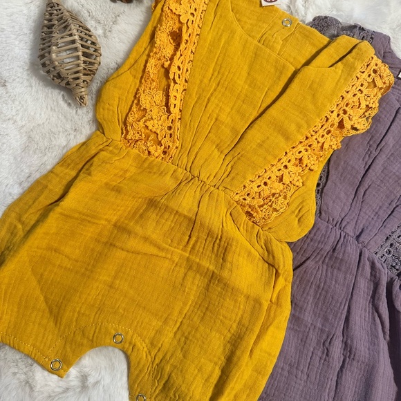 🌸3/$12,Bundle 2 of girl’s jumper 0-3 months new - Picture 4 of 10